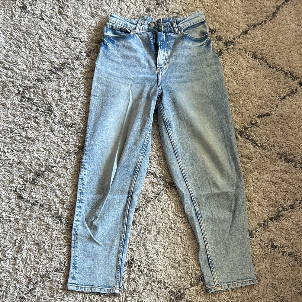 Divided Light Blue Ankle Jeans